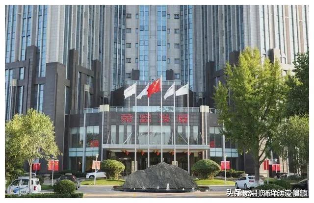 上市公司股价低于净资产 低价增发 利益输送_低于增发价的股票好吗