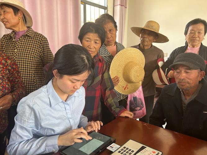 农业银行长清支行上门服务_客户经理服务故事_农行银行卡图片