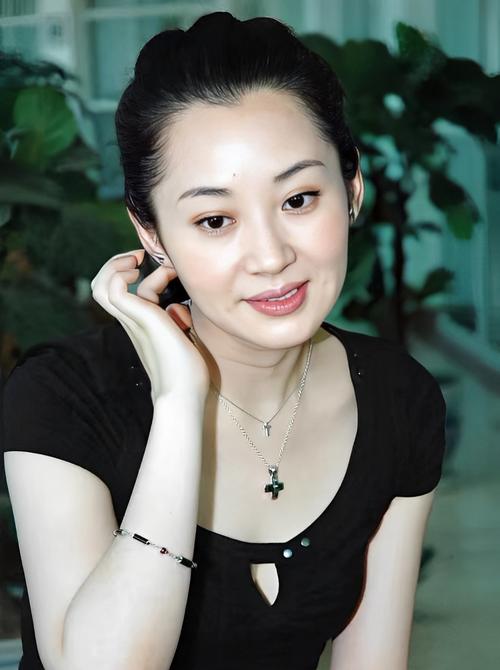 许晴 56岁 单身 生涯_刘二飞 许晴_许晴 家世背景 感情传闻