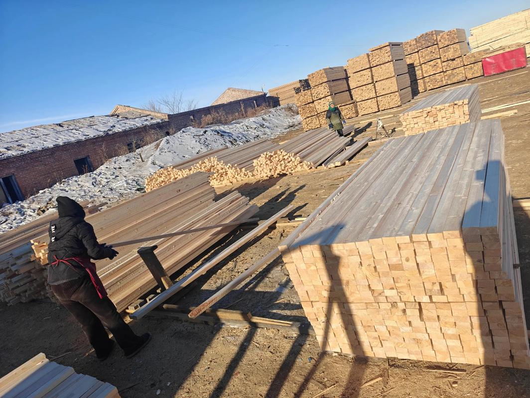 沈阳碳化木加工厂_沈阳防腐木批发_满洲里樟子松板材行情