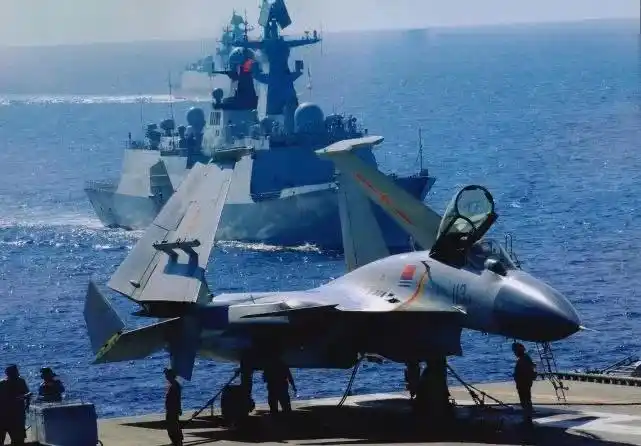 歼15舰载战斗机技术特点_歼10歼15战斗机股票是那支_中国航母舰载机发展历程