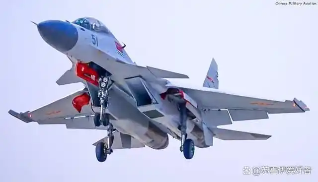 中国舰载战斗机发展史_歼15家族发展历程_歼10歼15战斗机股票是那支