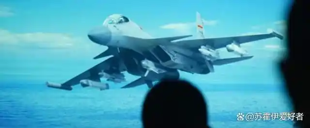 歼15家族发展历程_歼10歼15战斗机股票是那支_中国舰载战斗机发展史