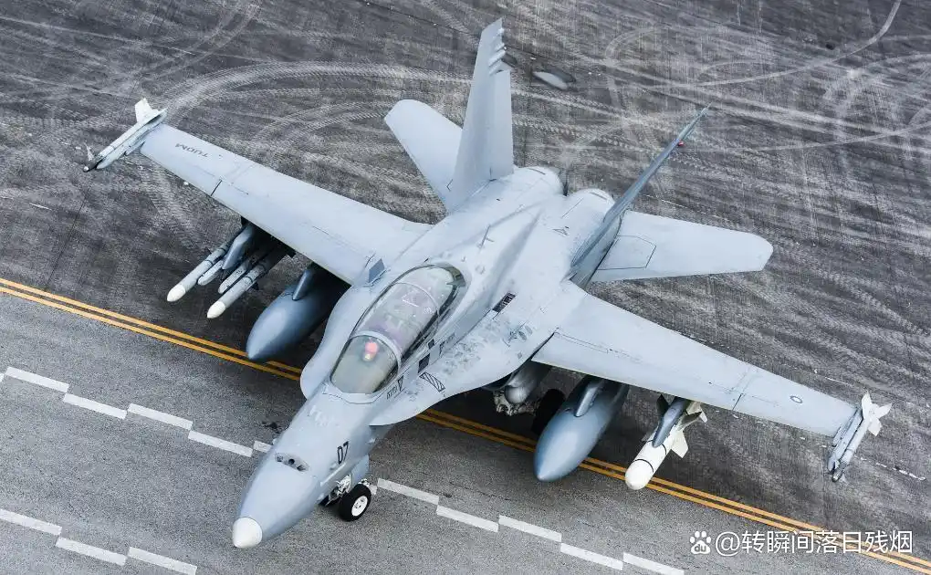 歼10歼15战斗机股票是那支__ 歼15战机中期升级 