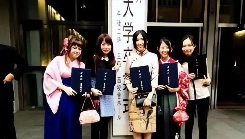 日本留学优势与劣势_留学比较便宜的国家_日本留学费用