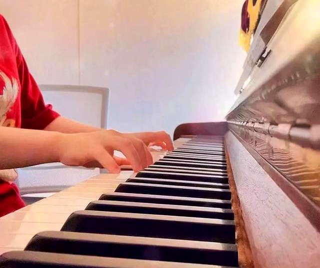 30岁上海姑娘一晚上收回2万份子钱_网友说不要脸她说不想再装熟了_宁波结婚随份子行情