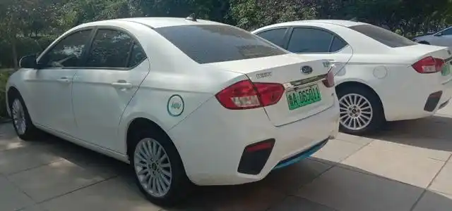 张店区公务电动车分时租赁_分时租赁 让企业吃_张店区绿色公务出行新模式