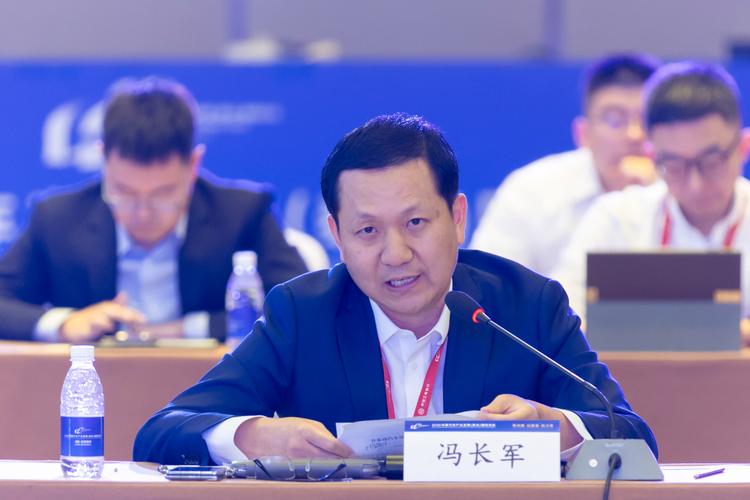 东风汽车冯长军任总经理_岚图汽车港股上市_东风汽车股票宏观分析